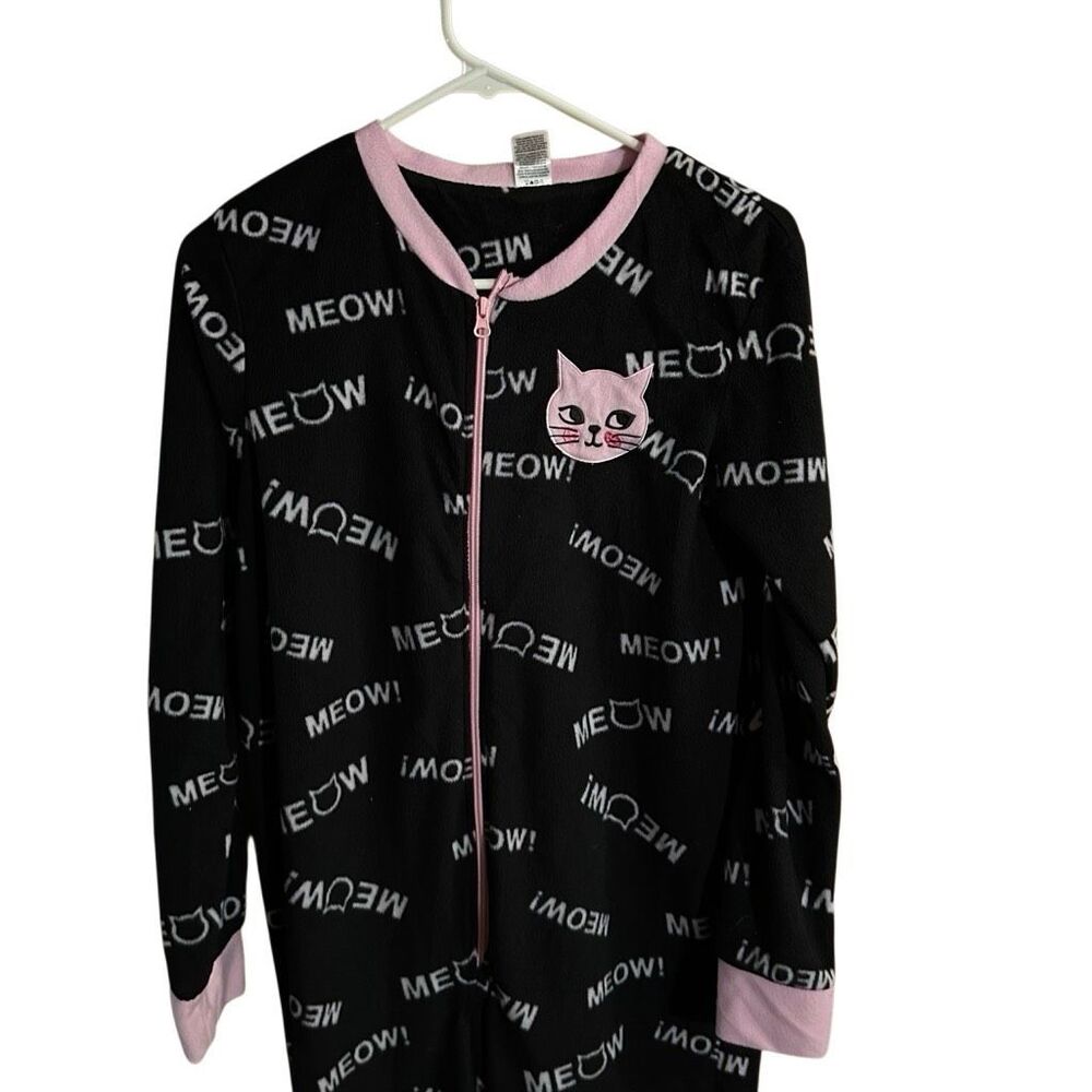 Walmart?‎ Cat Kittens 1 piece pajamas M 8/10 rn#76292